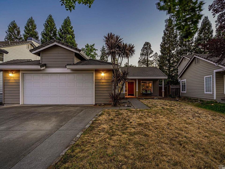 1st image of 9420 Lazy Creek Dr