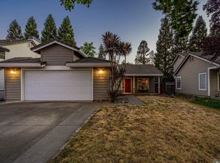 9420 Lazy Creek Dr, Windsor, CA 95492