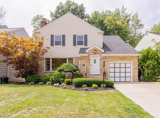 2166 Lyndway Rd, Beachwood, OH 44122