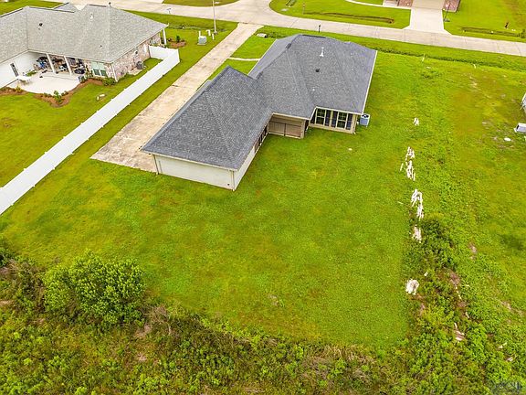 4th image of 226 Bouverans Cir