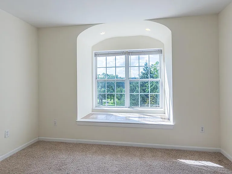 394 S Harrison St. — Photo 9