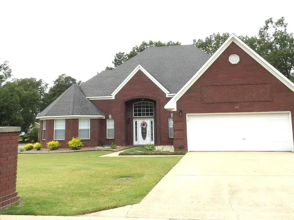 304 Rebecca Cir, Monticello, AR 71655