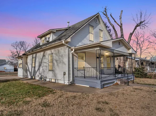 1021 Old Main St, Newton, KS 67114