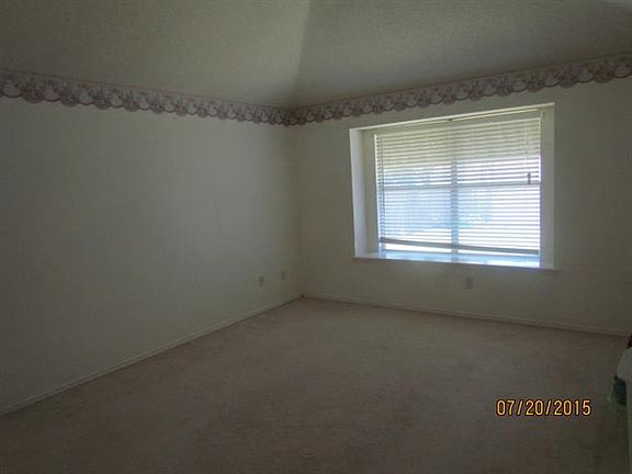 5th image of 440 Waterford Oaks Dr