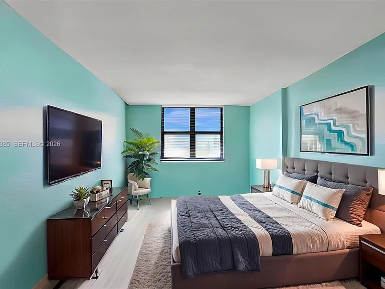 1500 N Ocean Blvd #801 — Photo 36