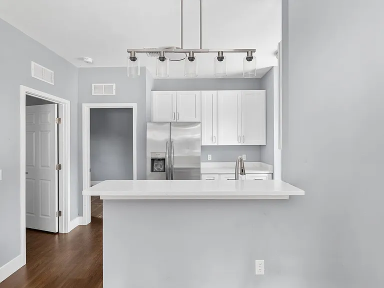 426 NW 3rd Ave — Photo 3