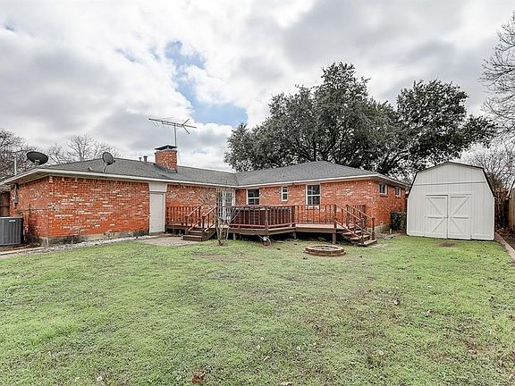 5th image of 2554 Saint Francis Ave