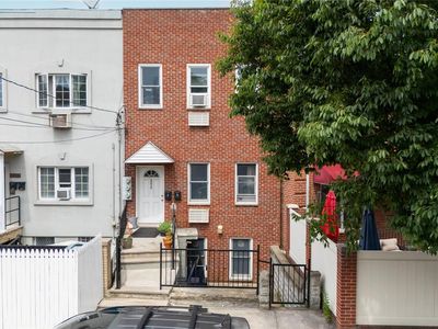 46-15 30th Road, Astoria, NY, 11103