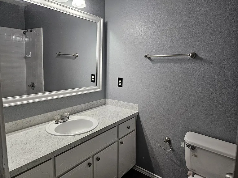 4005 Pilgram Dr #A — Photo 11