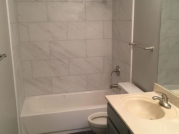 4th image of 1147 Berkley Dr SE