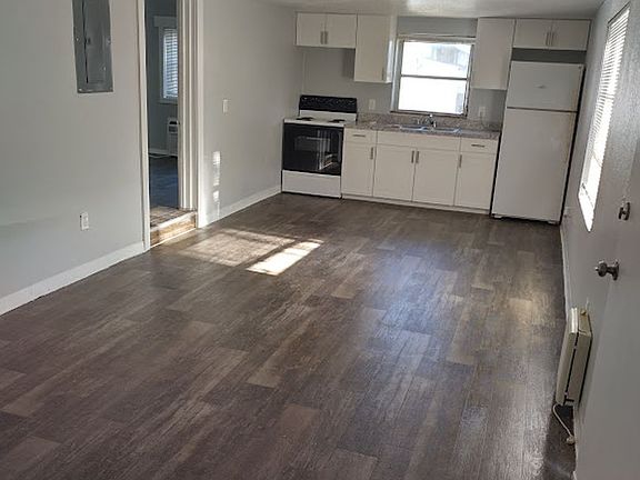 2nd image of 4611 N Hubert Ave Unit 6