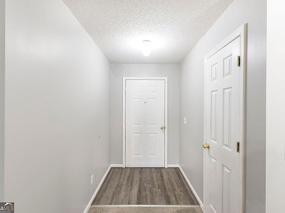 3rd image of 111 Ridge Pointe Ct