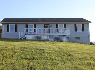 17 Pond Ln, Amissville, VA 20106