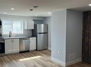 621 Hagar St #3, Welland, ON L3B 4K2