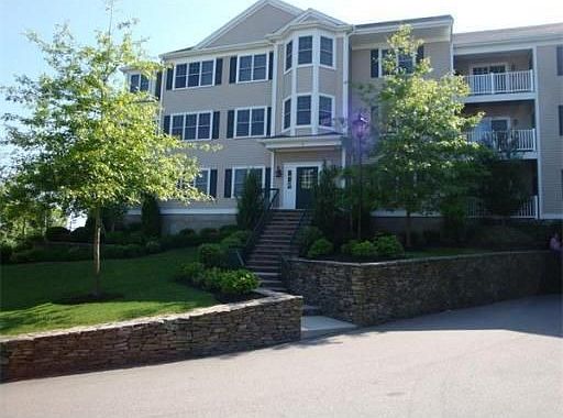 1st image of 1 Lenox St APT 202