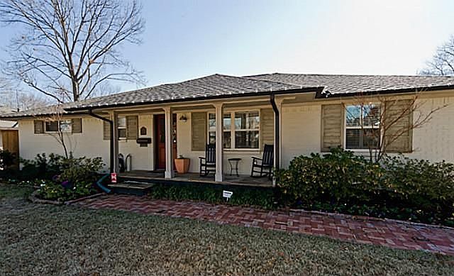 1st image of 10528 Royalwood Dr