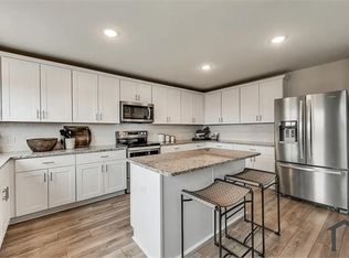 1092 Clear Dusk Ln, Forney, TX 75126