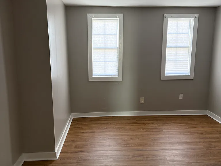 1662 Darley Ave — Photo 16