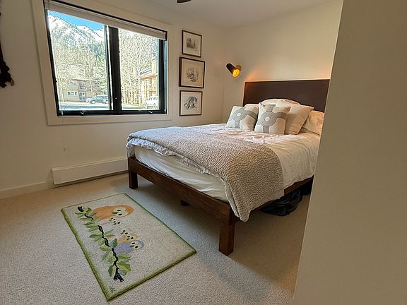 4th image of 280 3rd Ave #25