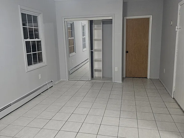 228 Duncan Ave #2 — Photo 9