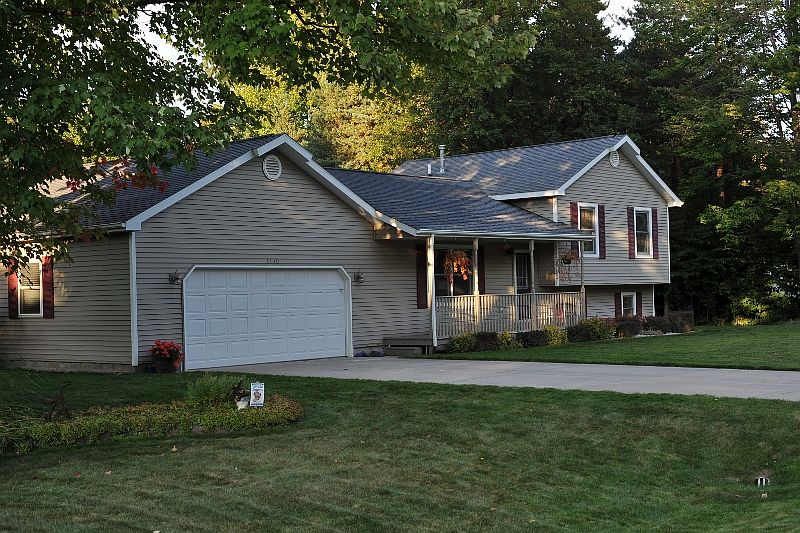 1st image of 3190 Voss Dr