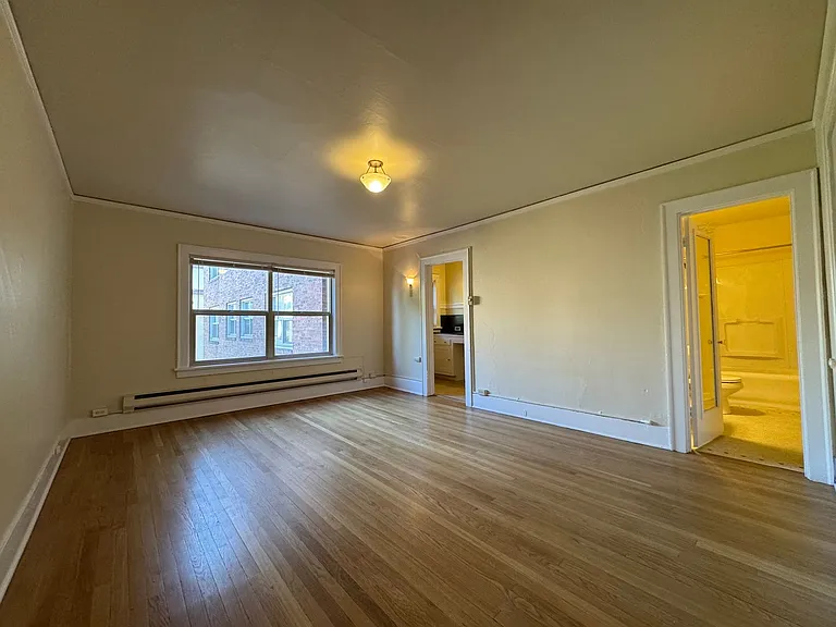 Belmont Apartments — Photo 29