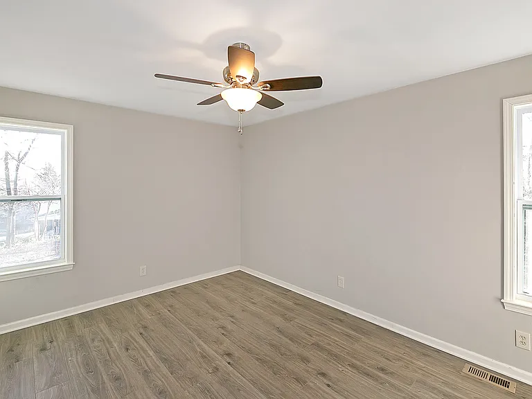 145 Billy Ln — Photo 12