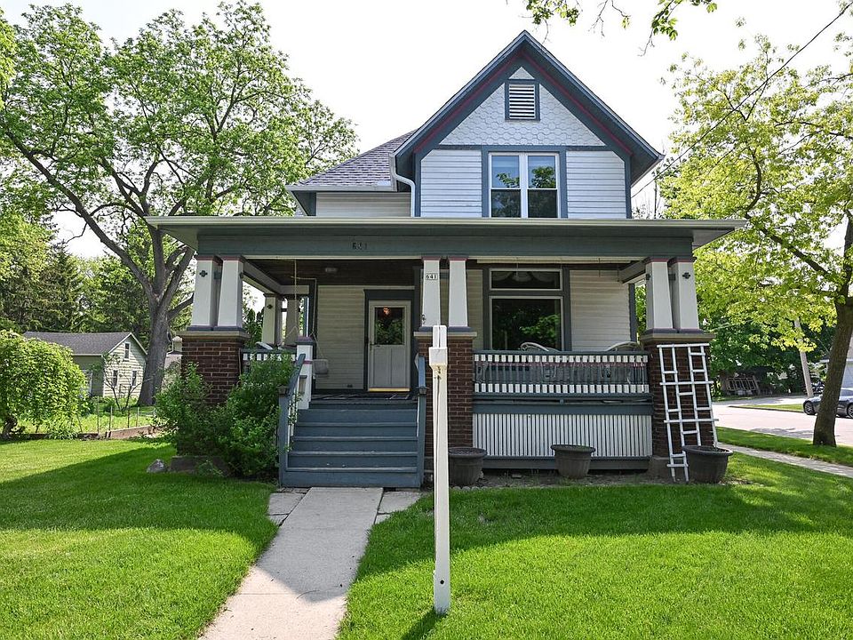 641 South Silver Lake STREET, Oconomowoc, WI 53066 Zillow
