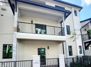 4293 NW 83rd Path, Doral, FL 33166