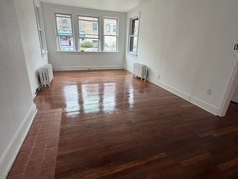 2036 Wightman St #1 — Photo 6