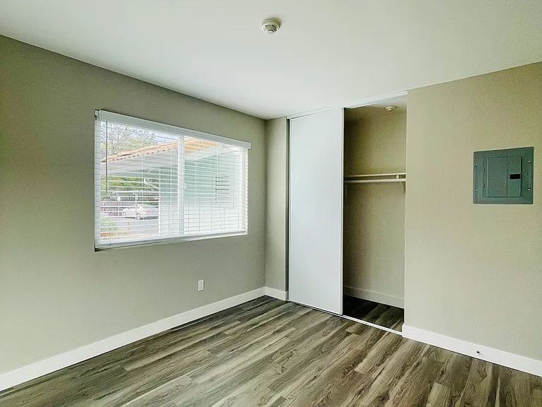2x1 - Master Bedroom