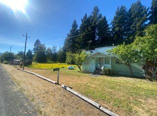 227 North Rd, Scotia, CA 95565