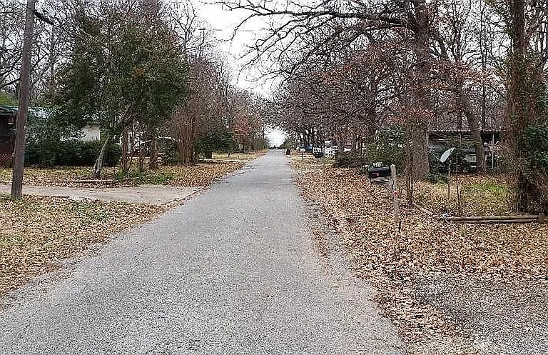 387 Denison Dr — Photo 17