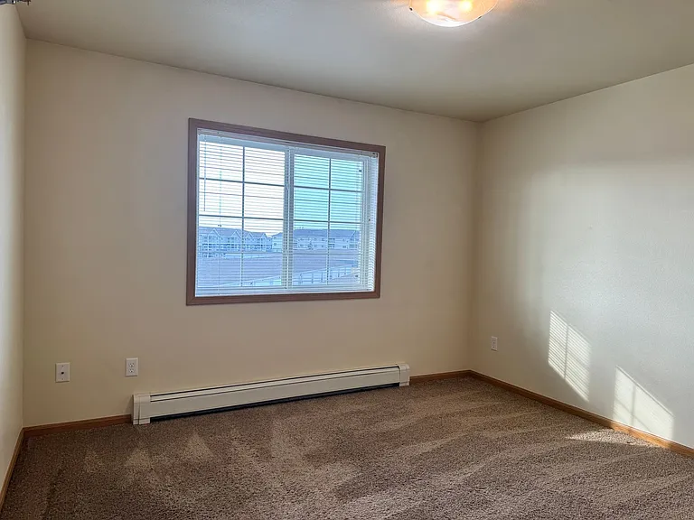 West Lake III Apartments — Photo 90