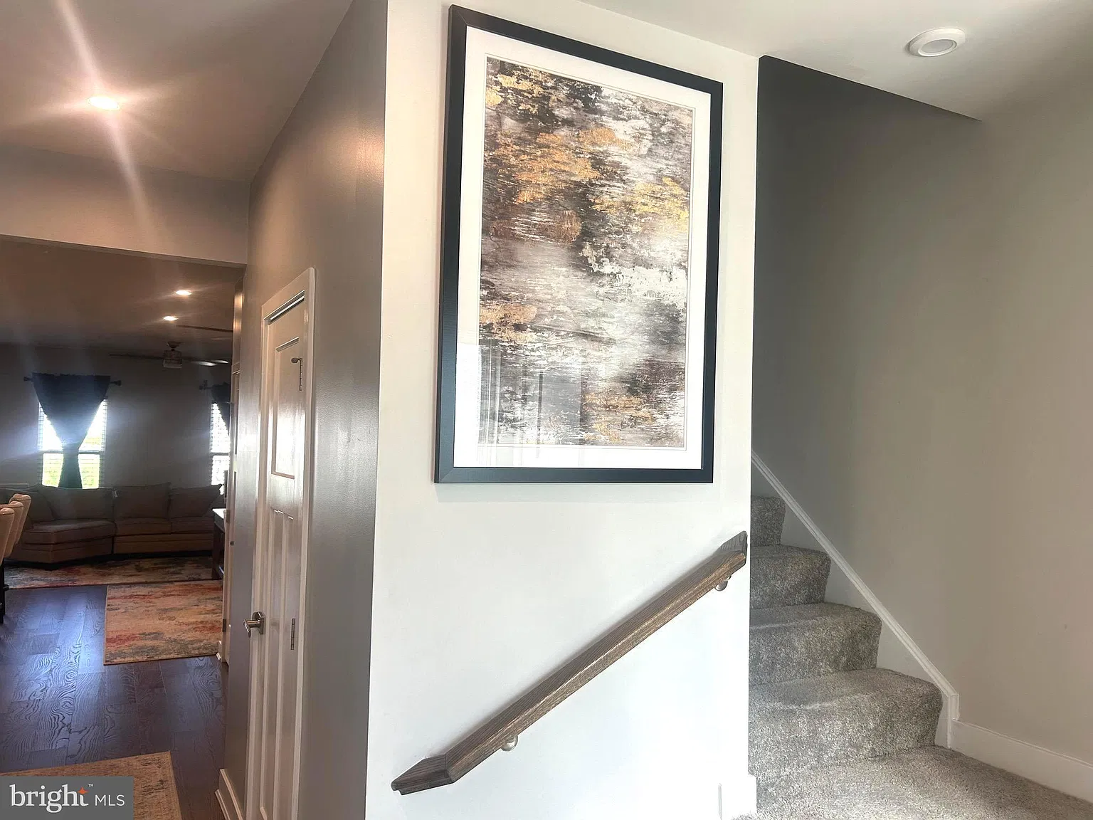 3 bed, 2.5 bath, 2550 sqft, $3,000 — Photo 3