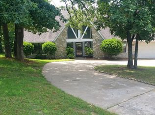 1748 W Woodrow St, Tulsa, OK 74127