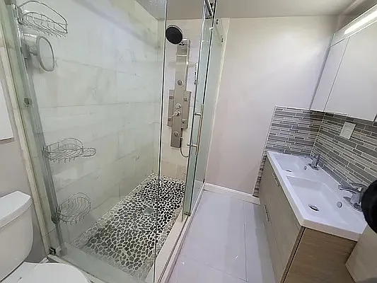 Rented by BLS Realty | media 11