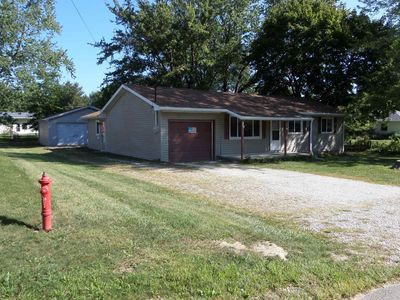 1108 W Conger St, Hartford City, IN, 47348