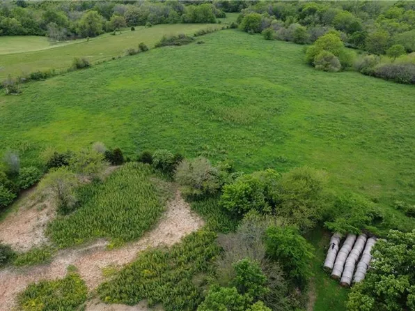 6100 S Noland Rd, Kansas City, MO 64133