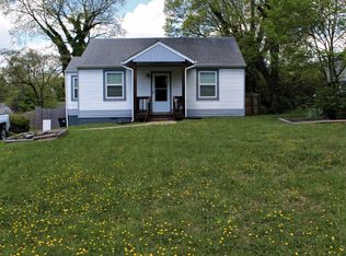 3221 Selma Ave, Knoxville, TN 37914
