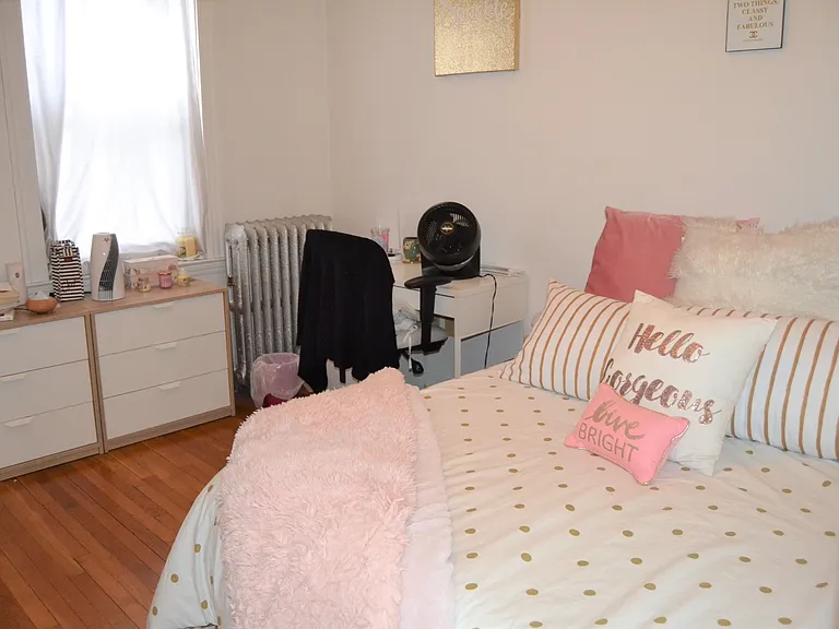 33 Egremont Rd #4 — Photo 11