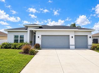 621 NE Juanita Ct, Cape Coral, FL 33909