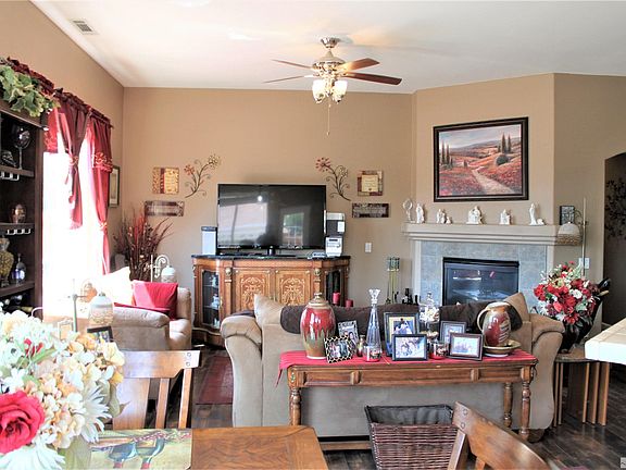 4th image of 3143 Minino Ct
