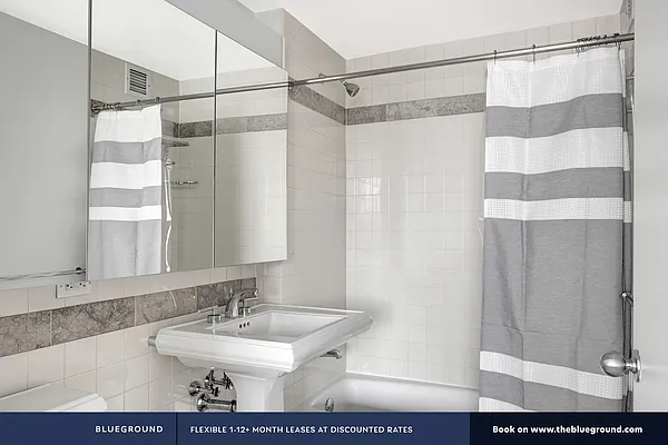 Rented by The Blueground | media 162