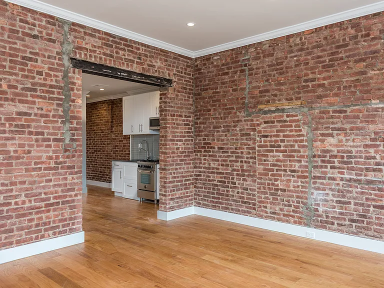 260 Washington Ave #B-1 — Photo 3