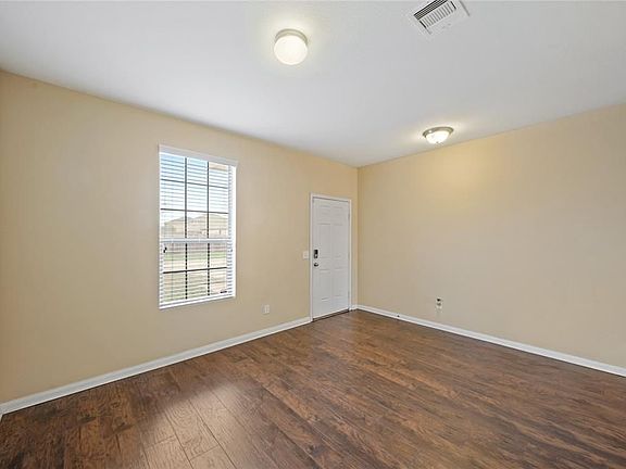 3rd image of 1834 Artem Ct