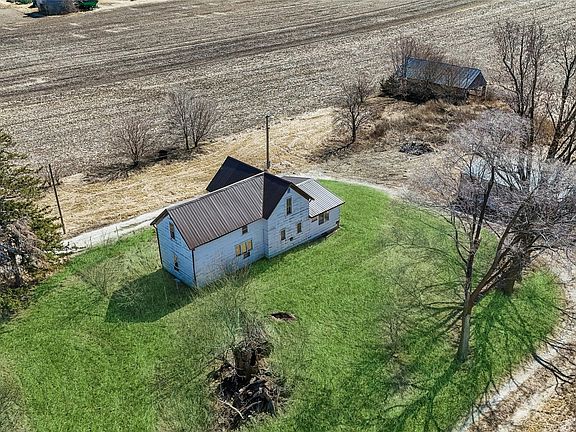 3rd image of 1845 330th St