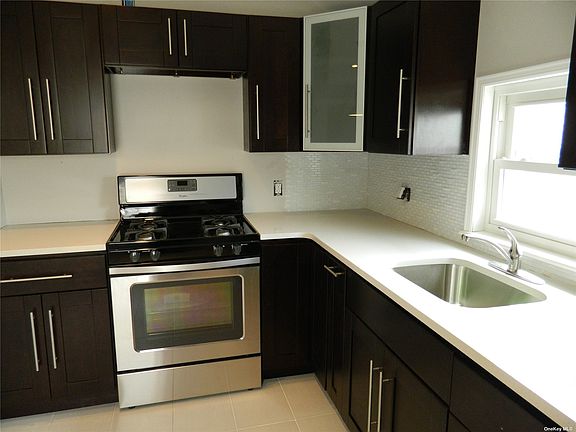 5th image of 58 Oakland Ave