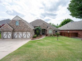 2333 Flint Ridge Rd, Edmond, OK 73003