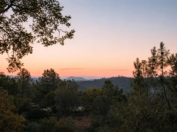 4 Powder Horn Way, Coarsegold, CA 93614